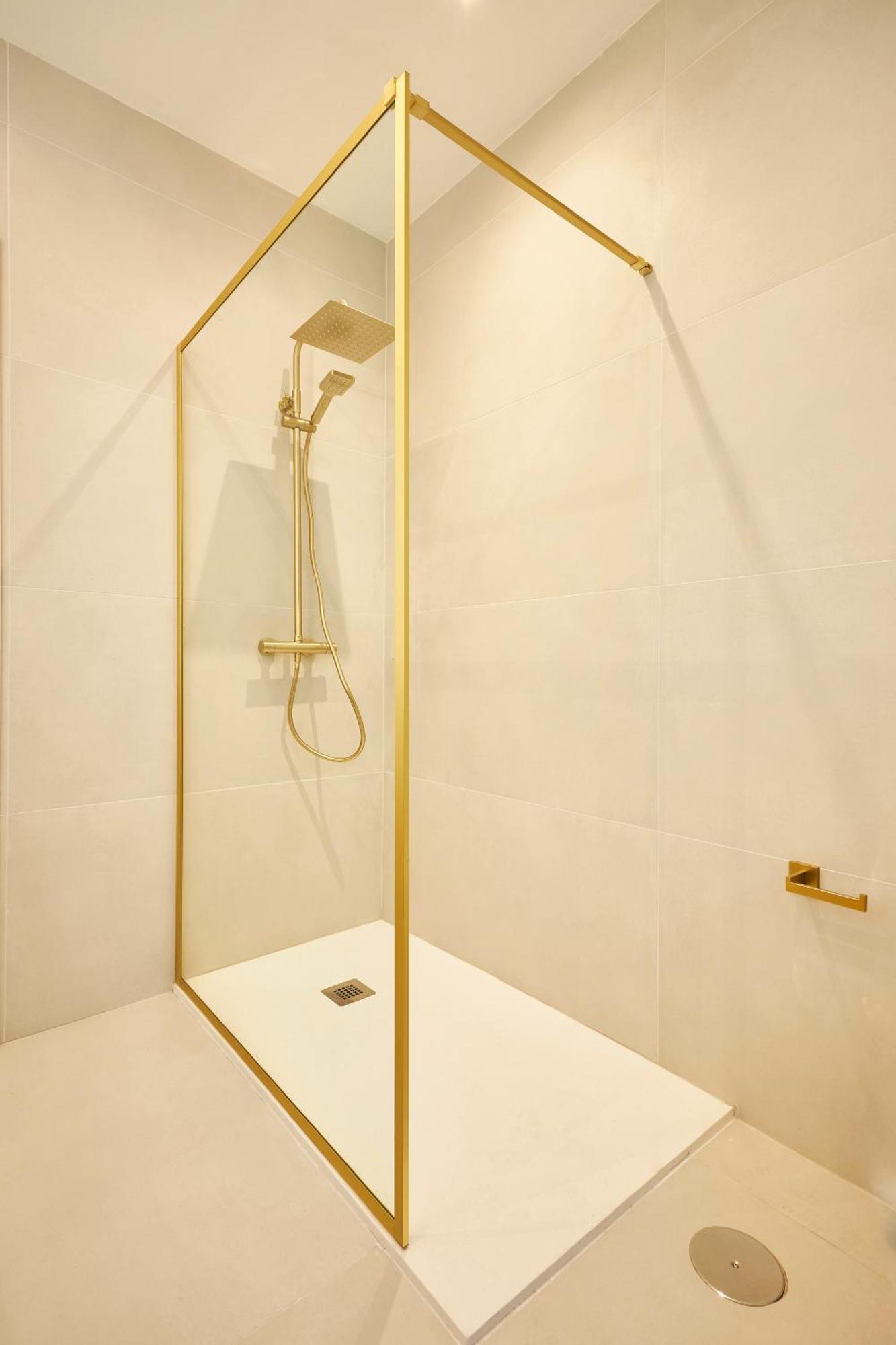 Atocha Lux, By Presidence Rentals Madrid Bagian luar foto